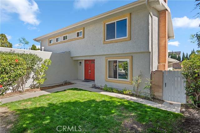 West Hills, CA 91307,7294 Darnoch WAY