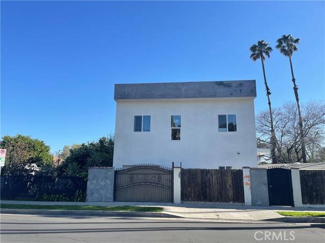 Northridge, CA 91325,18422 Chase ST