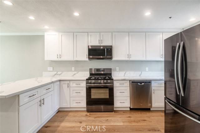 Glendale, CA 91207,315 Cameron PL 4