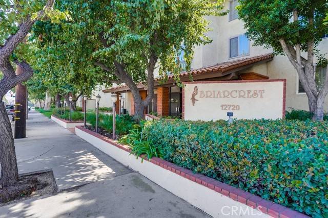 Valley Village, CA 91607,12720 Burbank BLD 329