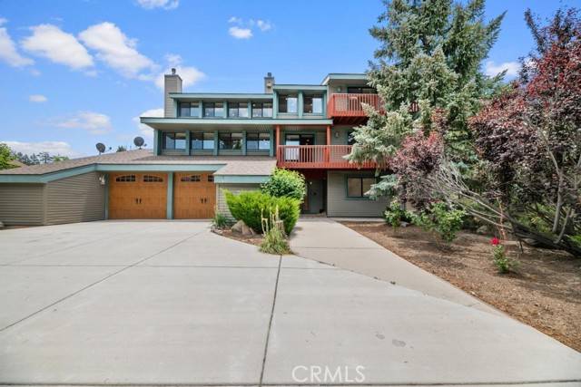 Big Bear Lake, CA 92315,275 Pinto CT