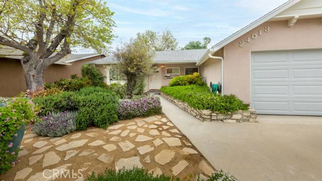 West Hills, CA 91307,24013 Hartland ST