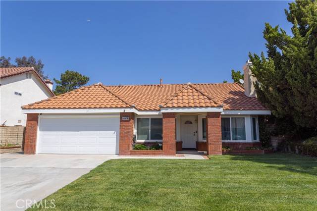 Canyon Country, CA 91351,20313 Lewendo CT