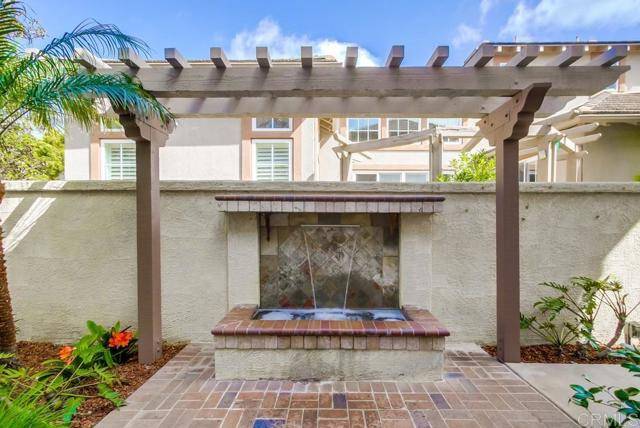 Encinitas, CA 92024,573 Cypress Hills Dr