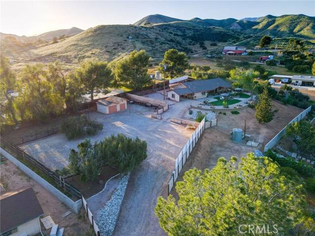 Agua Dulce, CA 91390,11035 Darling RD