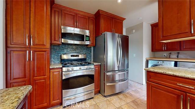 Altadena, CA 91001,63 E Las Flores DR