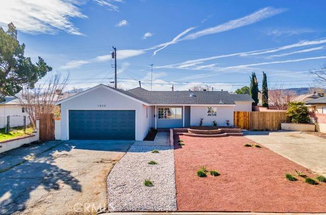 Palmdale, CA 93550,1820 E Avenue Q9