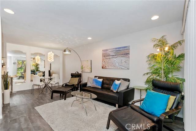 Palm Springs, CA 92262,420 N Villa CT 106