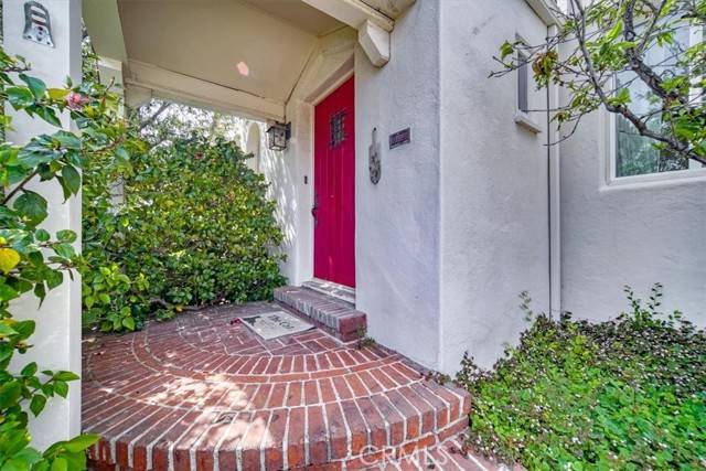 Altadena, CA 91001,1801 La Paz RD