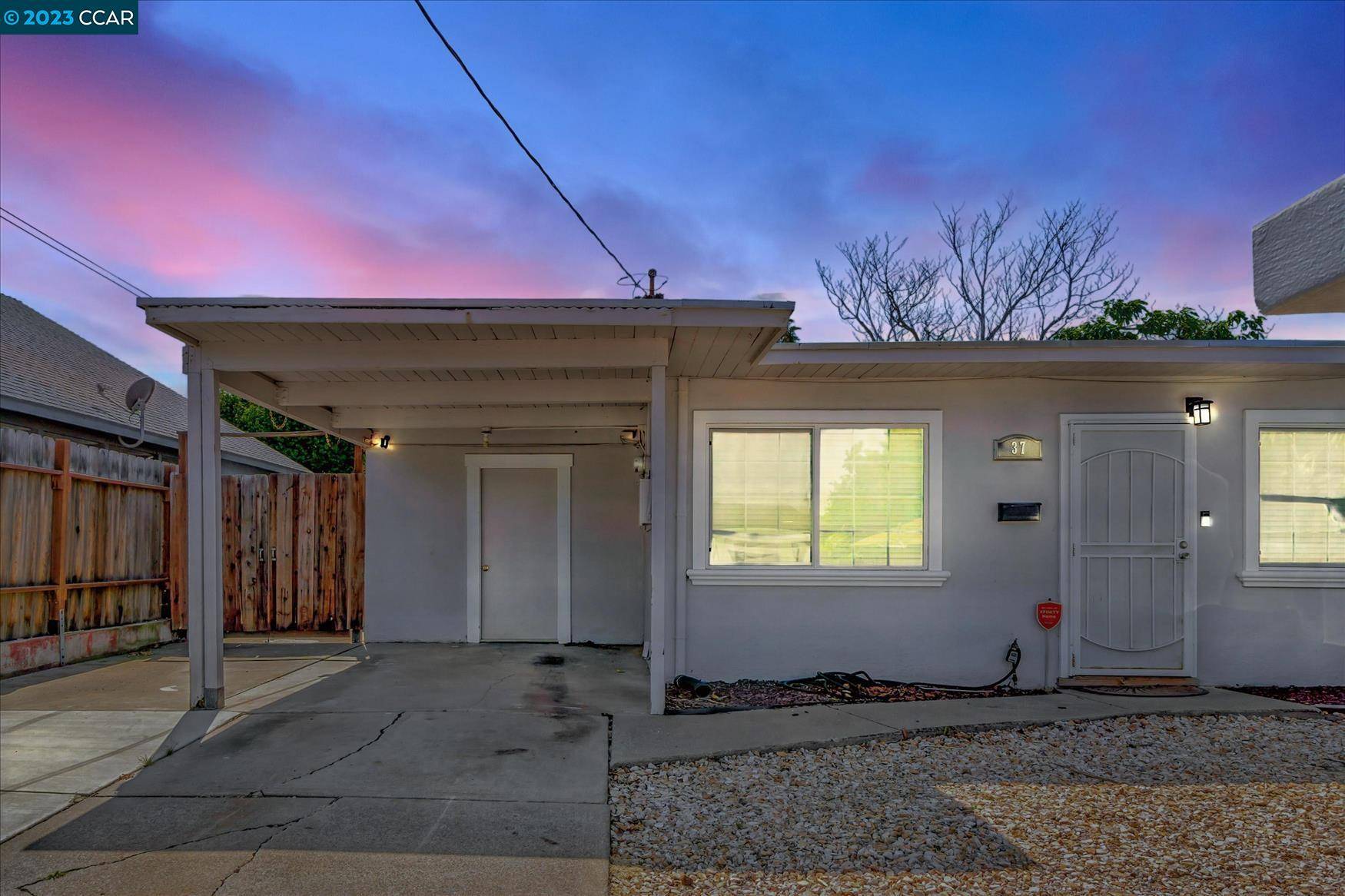 Bay Point, CA 94565,37 Beach Dr