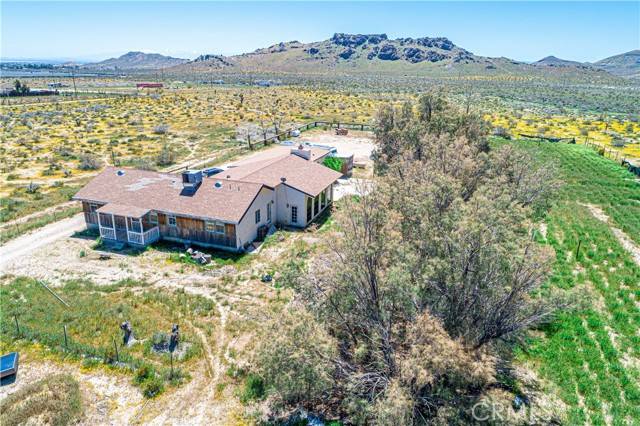 Rosamond, CA 93560,7202 Dawn RD