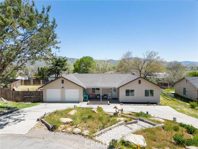 Tehachapi, CA 93561,21756 Fox CT