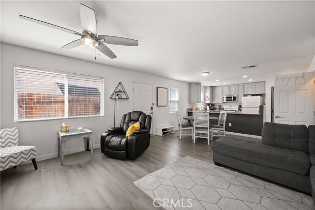 Saugus, CA 91350,26124 Gravett PL