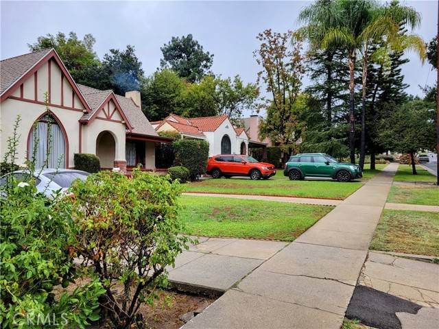 Altadena, CA 91001,2627 Mcnally AVE