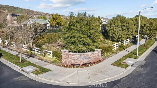 Saugus, CA 91350,22393 Copper Mountain CT