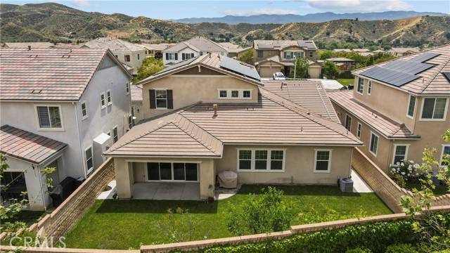 Saugus, CA 91350,22393 Copper Mountain CT