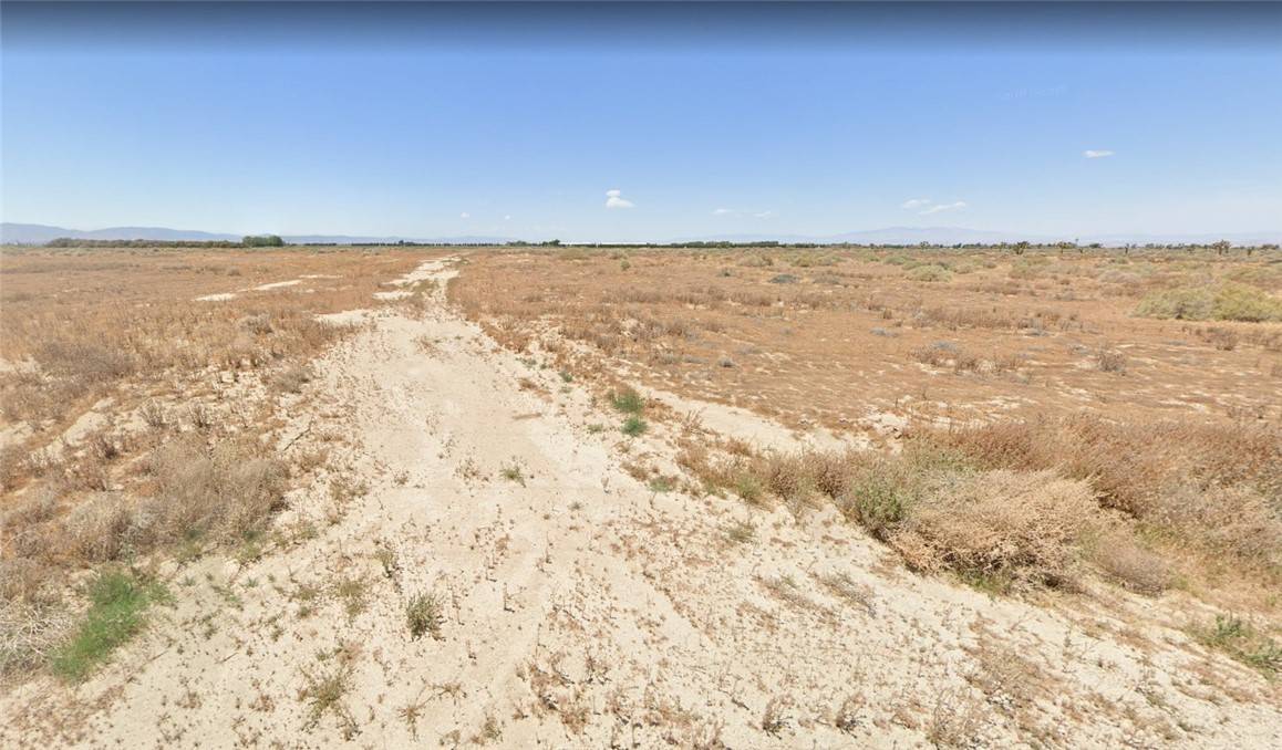CA 93535,0 Vac/Ave I/Vic 77 Ste