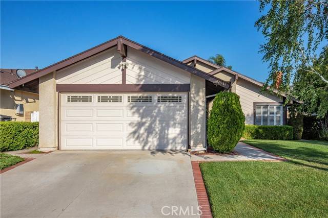 Saugus, CA 91350,27554 Falling Star LN