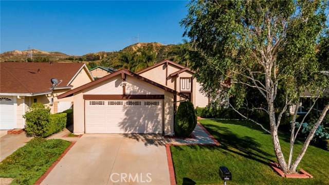 Saugus, CA 91350,27554 Falling Star LN