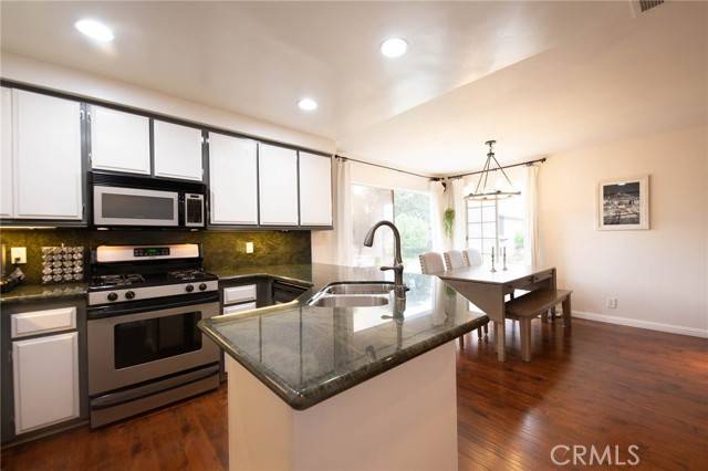 Chatsworth, CA 91311,9925 Variel  #36 AVE 36