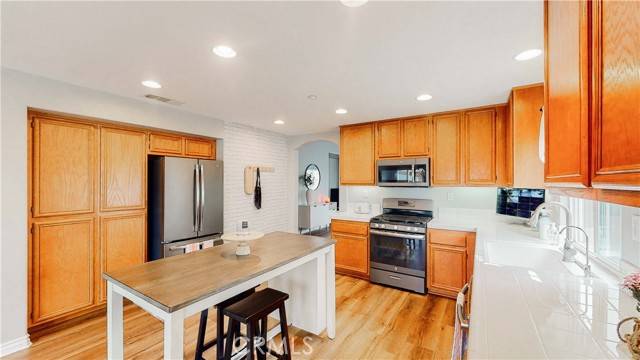 Highland, CA 92346,7256 Fairwood LN