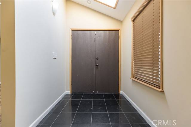 Chatsworth, CA 91311,10027 Owensmouth AVE