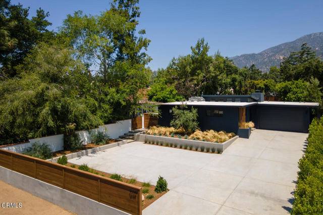 Altadena, CA 91001,1649 New York DR