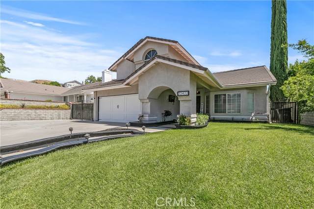 Saugus, CA 91390,22422 Poplar ST