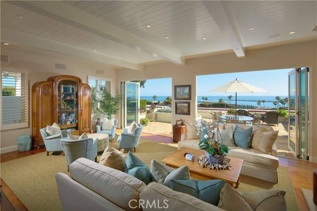 Corona Del Mar, CA 92625,3020 Ocean BLD