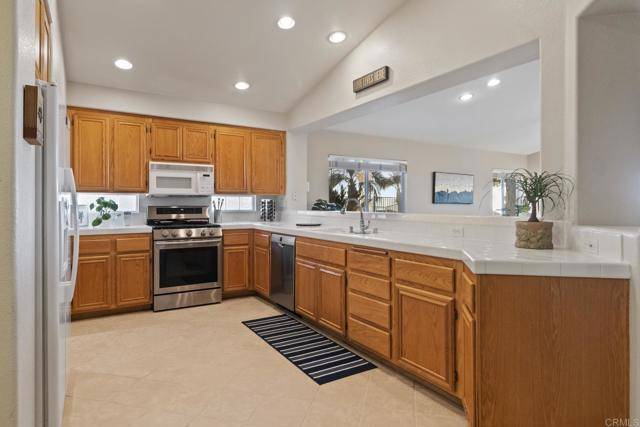 Alpine, CA 91901,2226 Larkspur DR