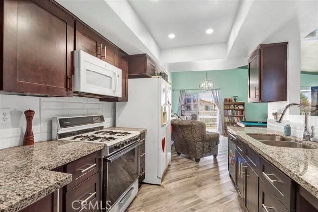 Helendale, CA 92342,11454 Nautical LN 6