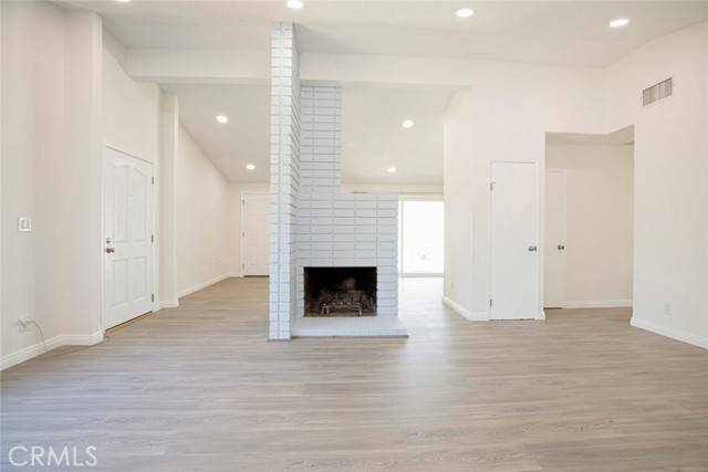 Northridge, CA 91324,8436 Wilbur AVE