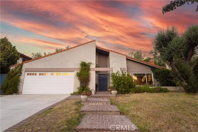 Chatsworth, CA 91311,10664 Deering AVE