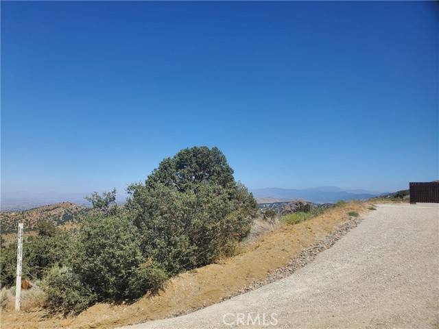 Pinon Hills, CA 92372,7766 Scenic DR