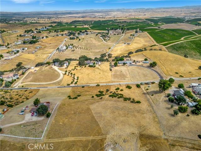 Paso Robles, CA 93446,0 Play Doe LN