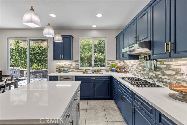 Chatsworth, CA 91311,9636 Hanna AVE