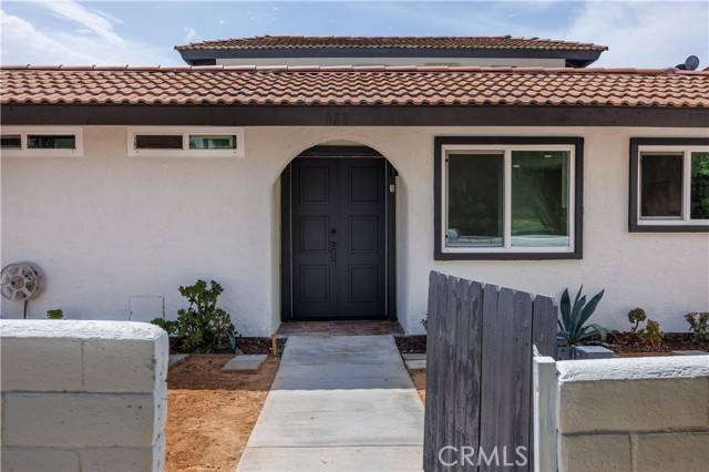 San Clemente, CA 92673,688 Camino De Los Mares