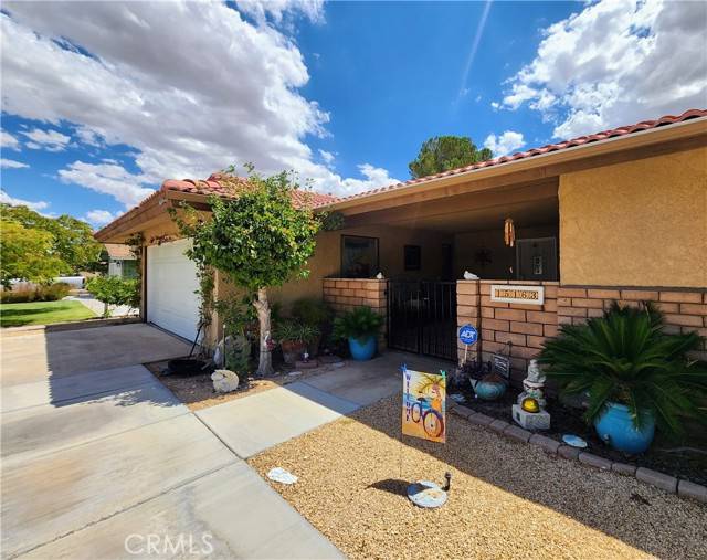 Helendale, CA 92342,15163 Tournament DR