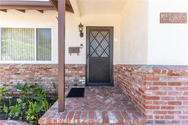 Chatsworth, CA 91311,21738 Romar ST