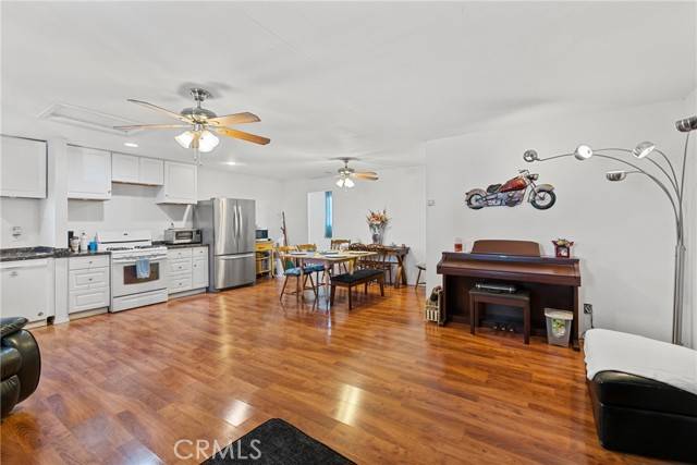 Cherry Valley, CA 92223,39904 Dutton ST