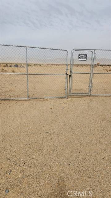 Lucerne Valley, CA 92356,0 0452143210000