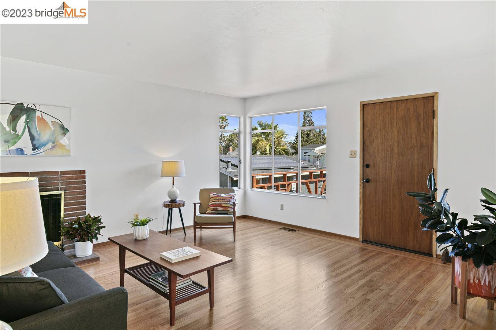 Pinole, CA 94564,960 2nd Ave