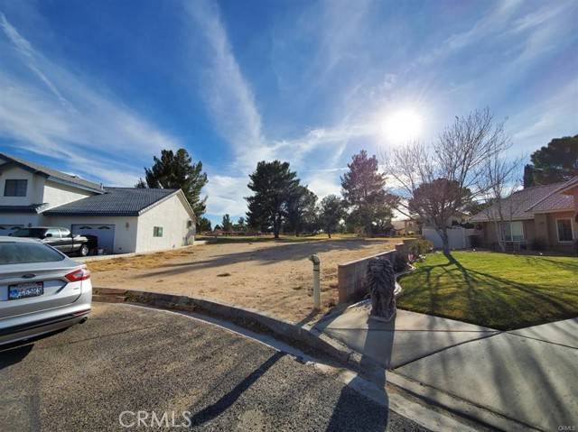 Helendale, CA 92342,27942 Sunset CT