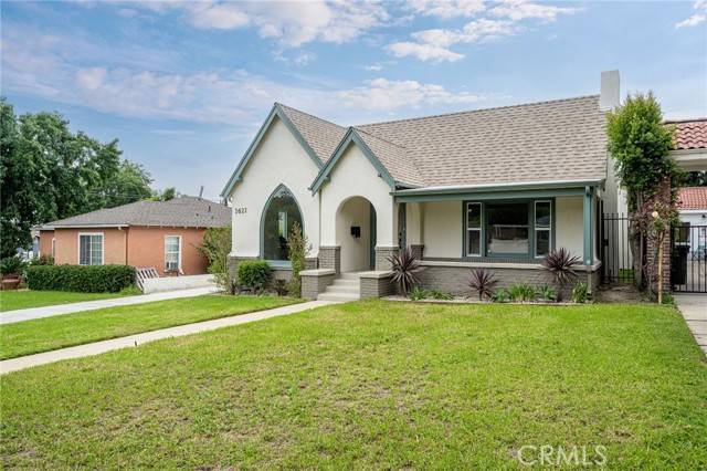 Altadena, CA 91001,2627 Mcnally AVE