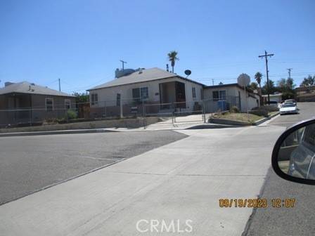 Barstow, CA 92311,860 Flora ST