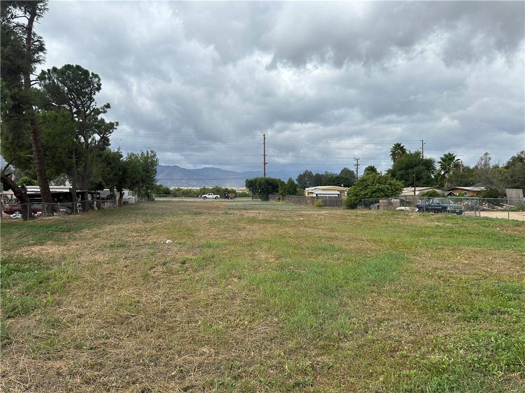 Wildomar, CA 92595,33200 Mission TRL