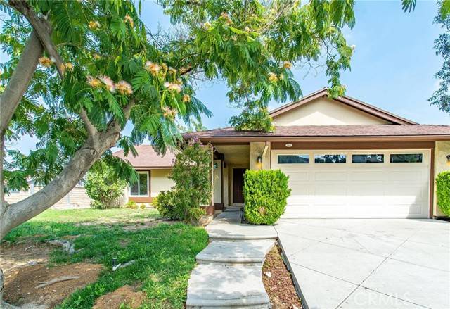 Saugus, CA 91350,22641 Barcotta DR