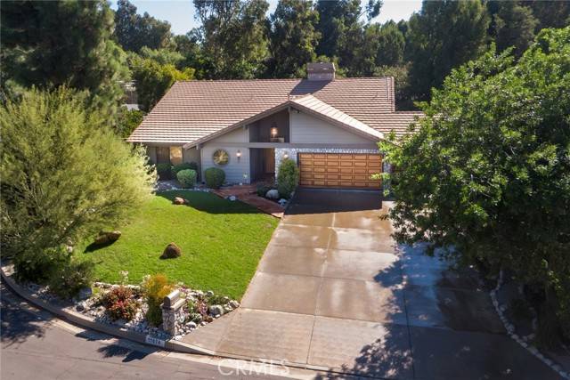 Chatsworth, CA 91311,11074 Oso AVE