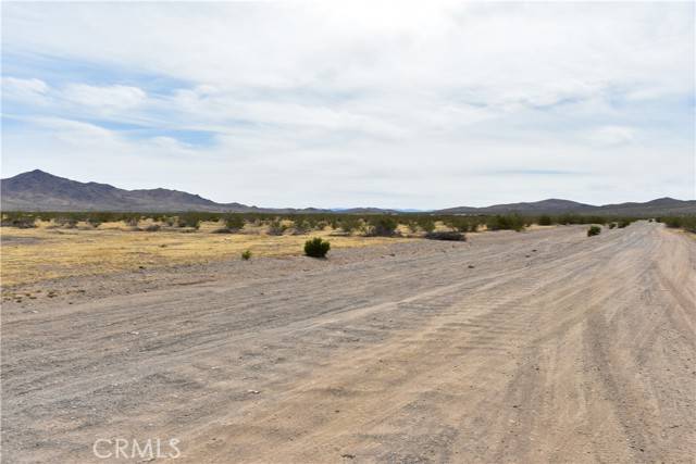 Helendale, CA 92342,0 Frontier Rd-17