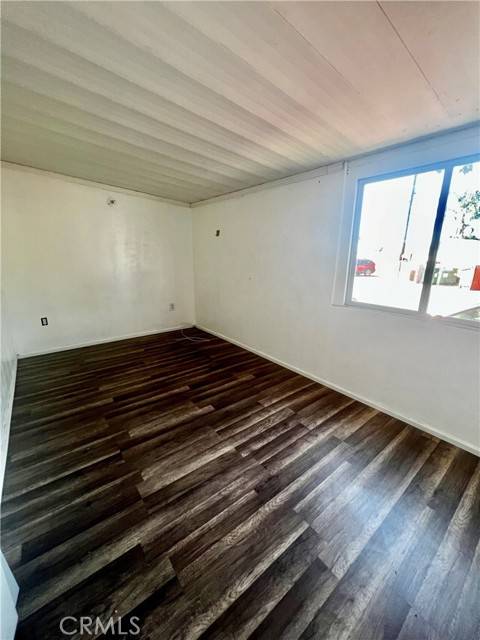 Paramount, CA 90723,15325 Orange AVE